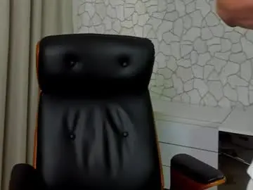 Chaturbate Live Porn of clintmasterss