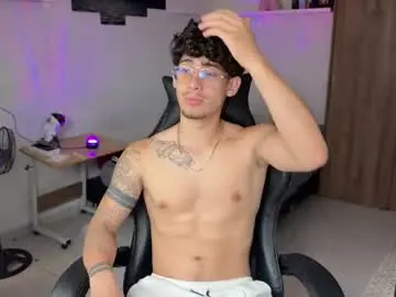 Chaturbate Sex Cam of kisan_smith