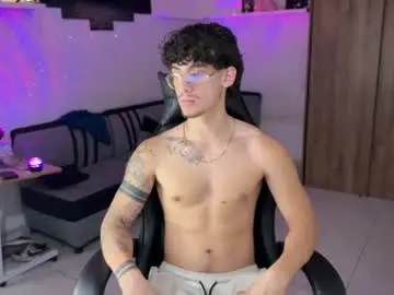 Chaturbate Free Porn Cam of kisan_smith