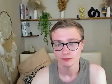 Chaturbate Free Porn Cam of emmit_barker