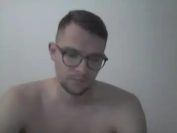 Chaturbate Sex Cam of hardboylovemilfmoom
