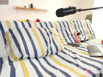 Chaturbate Free Porn Cam of little_bear00