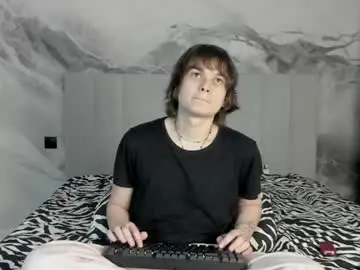 Chaturbate Free Porn Cam of lazydarkknight
