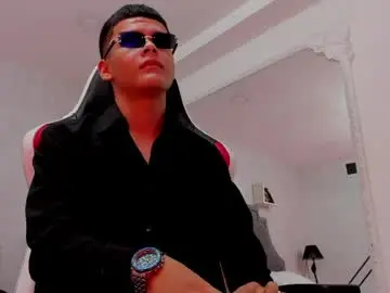 Chaturbate Sex Chat of dylanroyce_