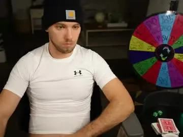Chaturbate Live Sex Cam of troy_greenxo