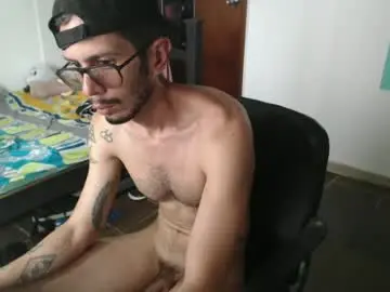 Chaturbate Adult Video Chat of julfigo