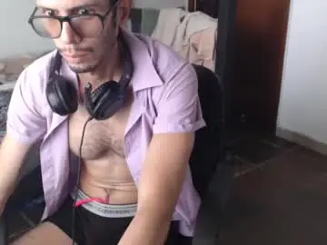 Chaturbate Free Live Porn of julfigo