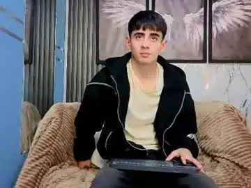 Chaturbate Live Porn of demian_hot99
