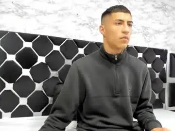 Chaturbate Free Porn Cam of mr_porn_9