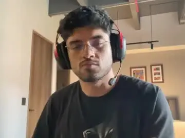 Chaturbate Live Sex Cam of bdever7