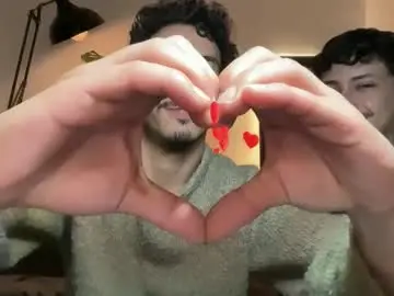 Chaturbate Live Sex of noah_and_steven