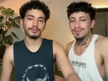 Chaturbate Adult Webcams of noah_and_steven
