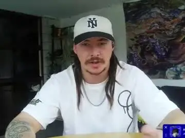 Chaturbate Live Sex of alexx1169