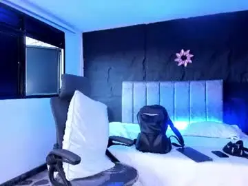 Chaturbate Watch Live Sex Cams of lucasjhonson_