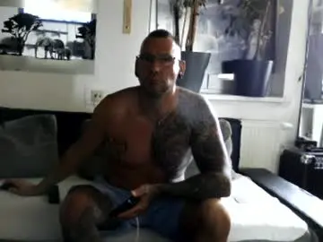 Chaturbate Live Sex of onepussycock
