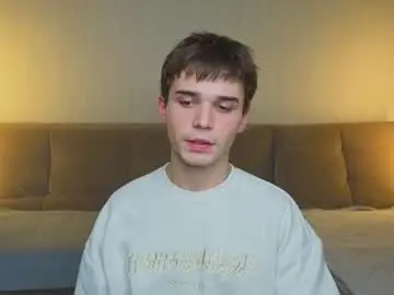 Chaturbate Sex Cam of simonboy592