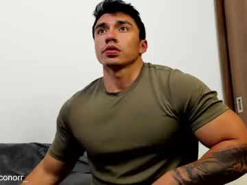 Chaturbate Sex Chat of eithanconor1