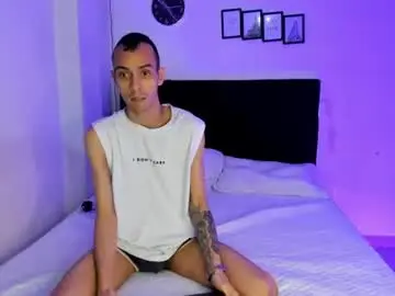 Chaturbate Adult Video Chat of derrymeyerss_1