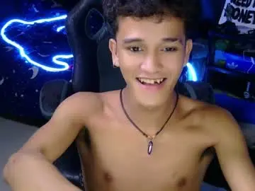 Chaturbate Watch Live Sex Cams of ken_bigcockxx