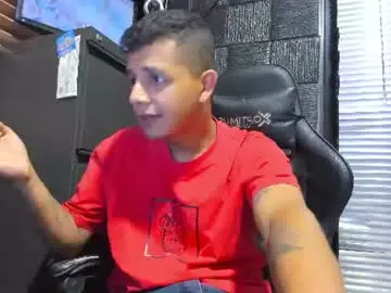 Chaturbate Adult Webcam of g_lincoln