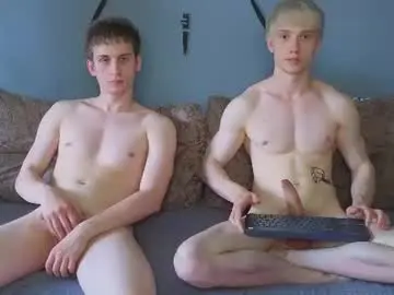 Chaturbate Live Sex Cam of pupsenish