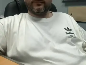 Chaturbate Adult Video Chat of uncutdude321