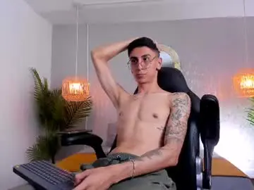 Chaturbate Live Sex of gio_carangi