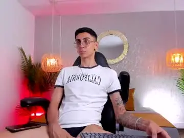 Chaturbate Sex Cam of gio_carangi