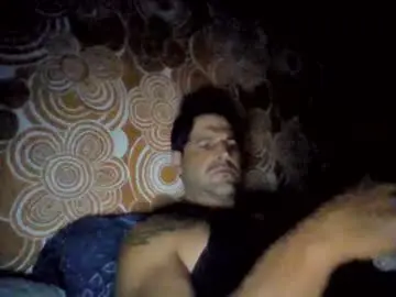 Chaturbate Live Sex Cam of bigboyband