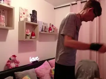 Chaturbate Free Live Porn of davidhumbee