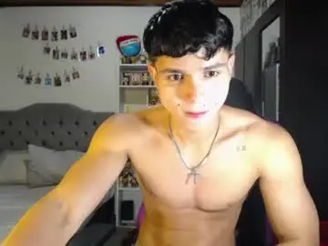 Chaturbate Best live sex cam show of saulomiralles