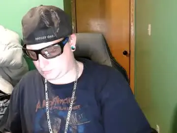 Chaturbate Adult Webcams of edwardaims_2please