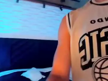 Chaturbate Live Sex Cam of drakeneumann