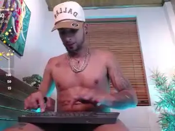 Chaturbate Watch Live Sex Cams of drakeneumann