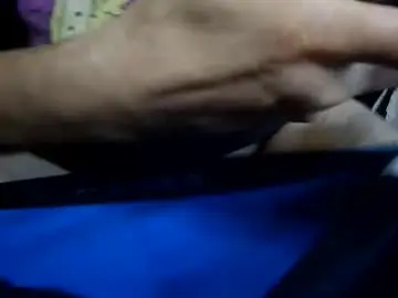 Chaturbate Live Sex Cam of letsedge2day