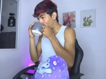 Chaturbate Watch Live Sex Cams of dav_nagel2