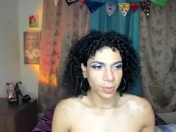 Chaturbate Live Sex Cam of angelwhitte