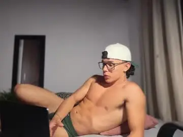 Chaturbate Watch Live Sex Cams of joulianogreco1