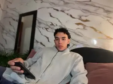 Chaturbate Free Live Porn of joulianogreco1