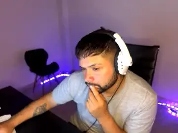 Chaturbate Watch Live Sex Cams of zion_draft