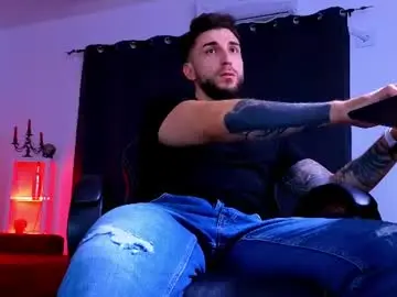 Chaturbate Sex Chat of mightyaaron