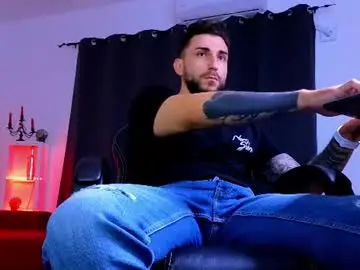 Chaturbate Adult Webcams of mightyaaron