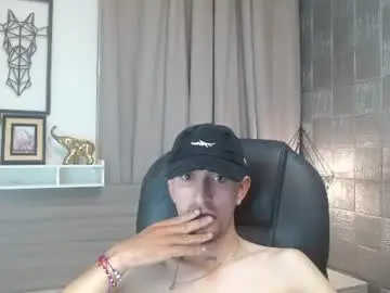 Chaturbate Best live sex cam show of mykecastle