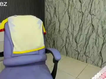 Chaturbate Live Sex Cam of xion_ez