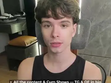 Chaturbate Live Porn of calvin_loves_you