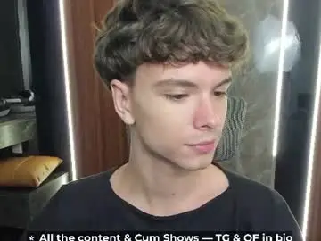 Chaturbate Free Porn Cam of calvin_loves_you