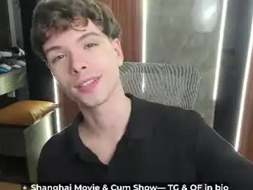 Chaturbate Free Live Porn of calvin_loves_you