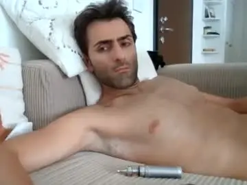 Chaturbate Live Porn of kikkus01
