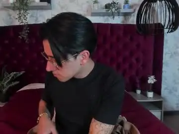 Chaturbate Live Sex of andyjoy_