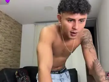 Chaturbate Nude Webcam of bob_pettersonn